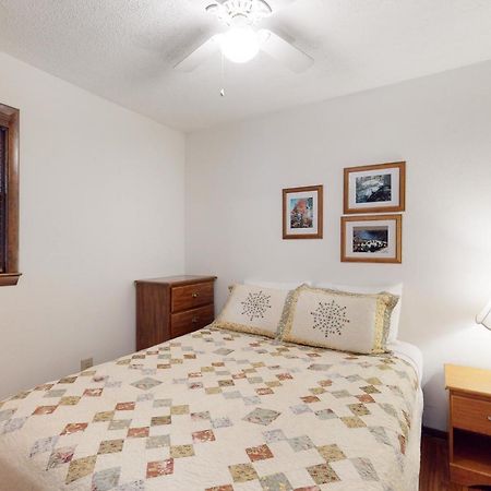 2 Bed 1 Bath Vacation Home In Whittier Esterno foto